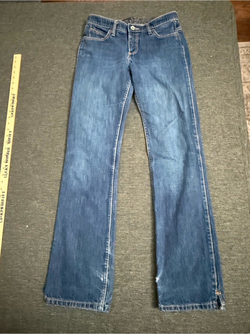 Wrangler women’s 5/6 34 length Women's Medium Blue qbaby Jeans some wear